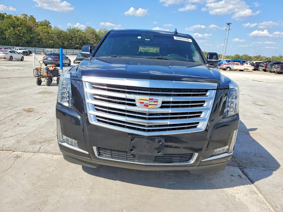 2019 Cadillac Escalade მანქანა იყიდება აუქციონზე, vin: 1GYS4KKJXKR147093, აუქციონის ნომერი: 68869596