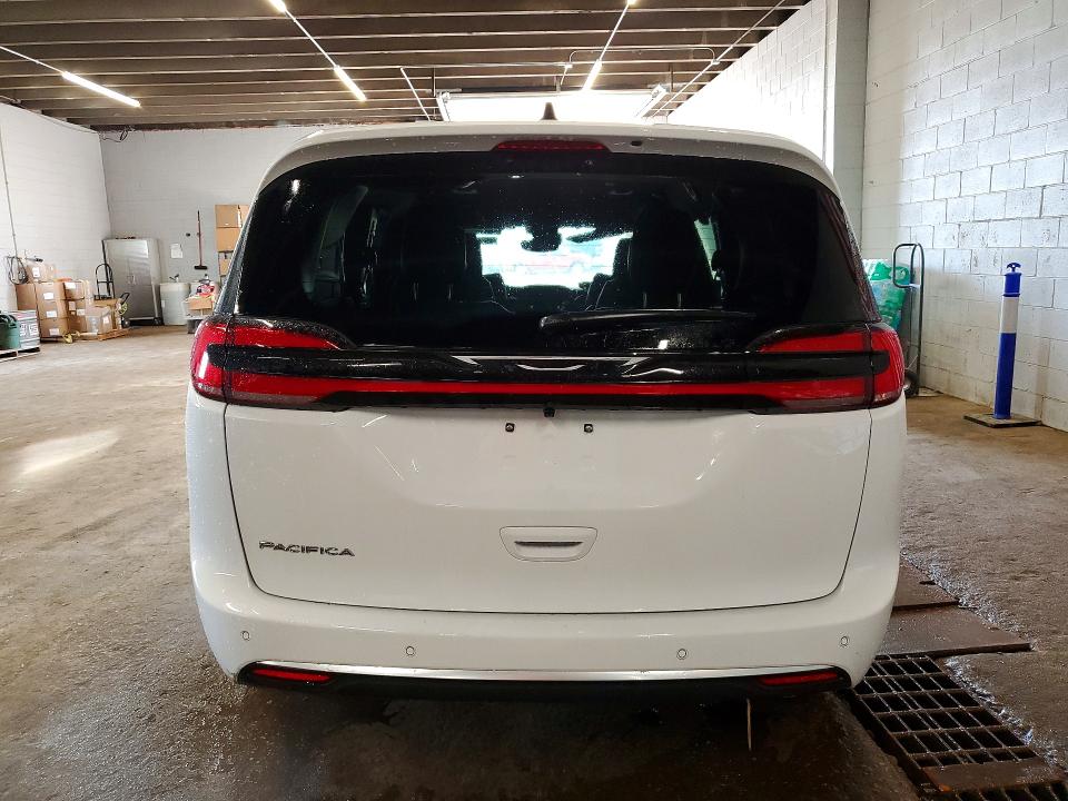 Продажа на аукционе авто 2027 Chrysler Pacifica, vin: 2C4RC1BGXVR593023, номер лота: 68924086