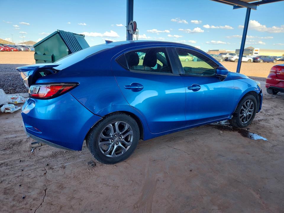 68896236 :رقم المزاد ، 3MYDLBYV7KY516399 vin ، 2019 Toyota Yaris مزاد بيع