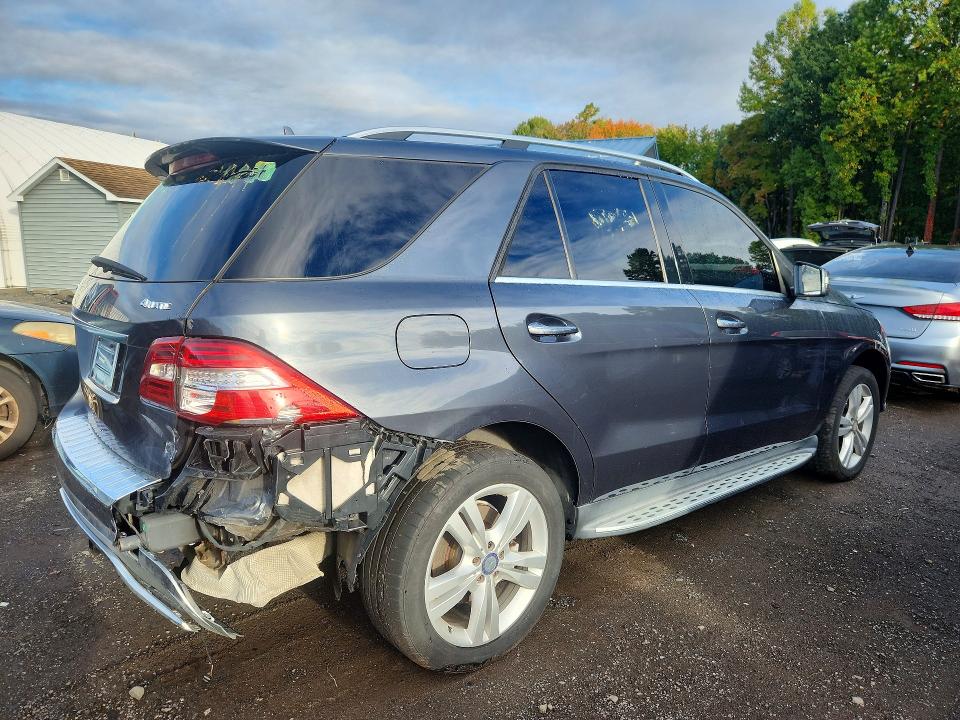 70618276 :رقم المزاد ، 4JGDA5HB3FA487405 vin ، 2015 Mercedes-benz Ml مزاد بيع