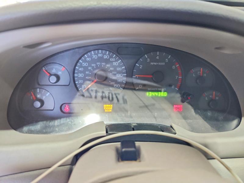 70412296 :رقم المزاد ، 1FAFP42X81F153477 vin ، 2001 Ford Mustang مزاد بيع