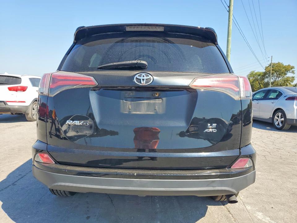 68640176 :رقم المزاد ، 2T3BFREV8HW551204 vin ، 2017 Toyota Rav4 مزاد بيع