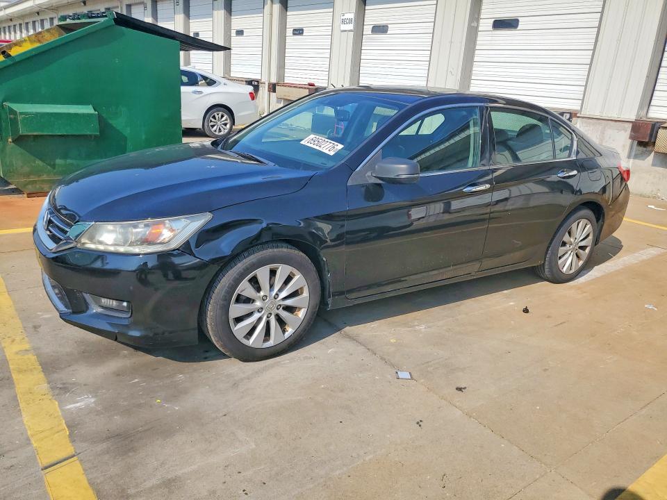 2015 Honda Accord მანქანა იყიდება აუქციონზე, vin: 1HGCR3F98FA027882, აუქციონის ნომერი: 69502776