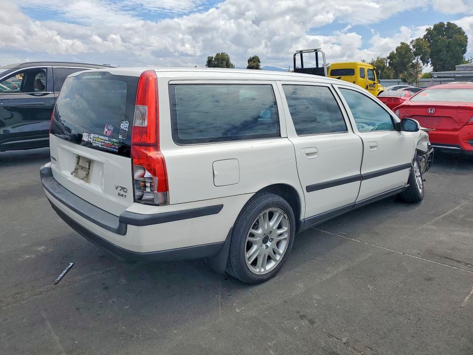 2001 Volvo V70 მანქანა იყიდება აუქციონზე, vin: YV1SW58D811140766, აუქციონის ნომერი: 67640046