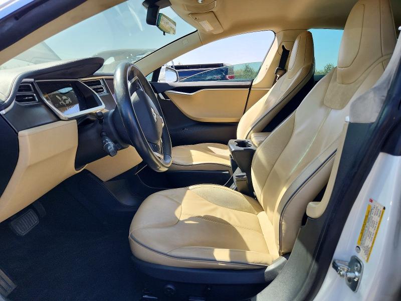68577486 :رقم المزاد ، 5YJSA1CN9DFP23016 vin ، 2013 Tesla Model S مزاد بيع