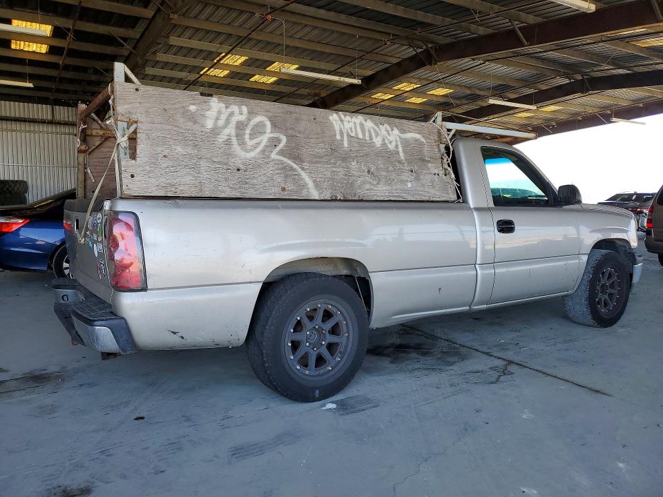 70112486 :رقم المزاد ، 1GCEC14V44Z263067 vin ، 2004 Chevrolet Silverado مزاد بيع