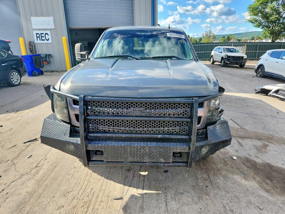 Продажа на аукционе авто 2011 Chevrolet Silverado, vin: 1GCRKSE33BZ417496, номер лота: 68297836