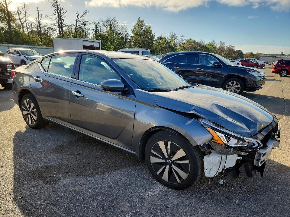 2019 Nissan Altima მანქანა იყიდება აუქციონზე, vin: 1N4BL4DW4KC217595, აუქციონის ნომერი: 70141286