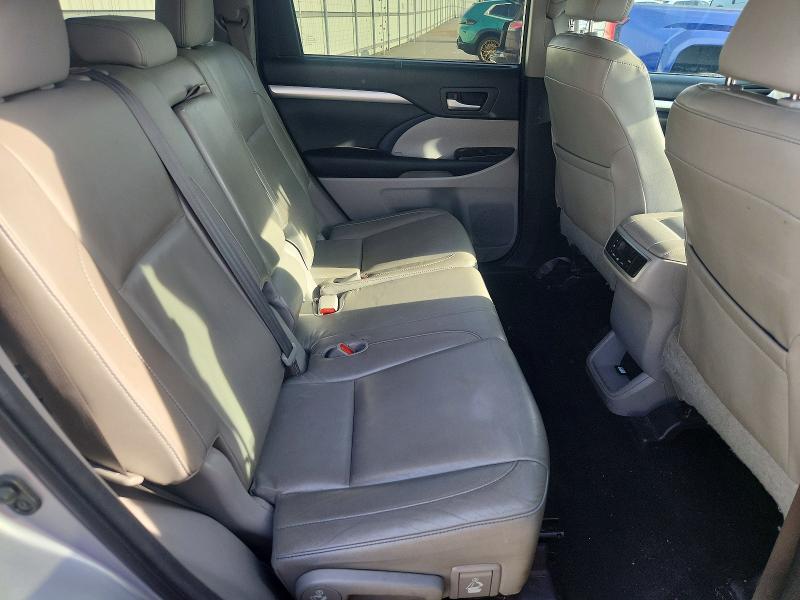 Продажа на аукционе авто 2016 Toyota Highlander, vin: 5TDJKRFH2GS242036, номер лота: 68323086