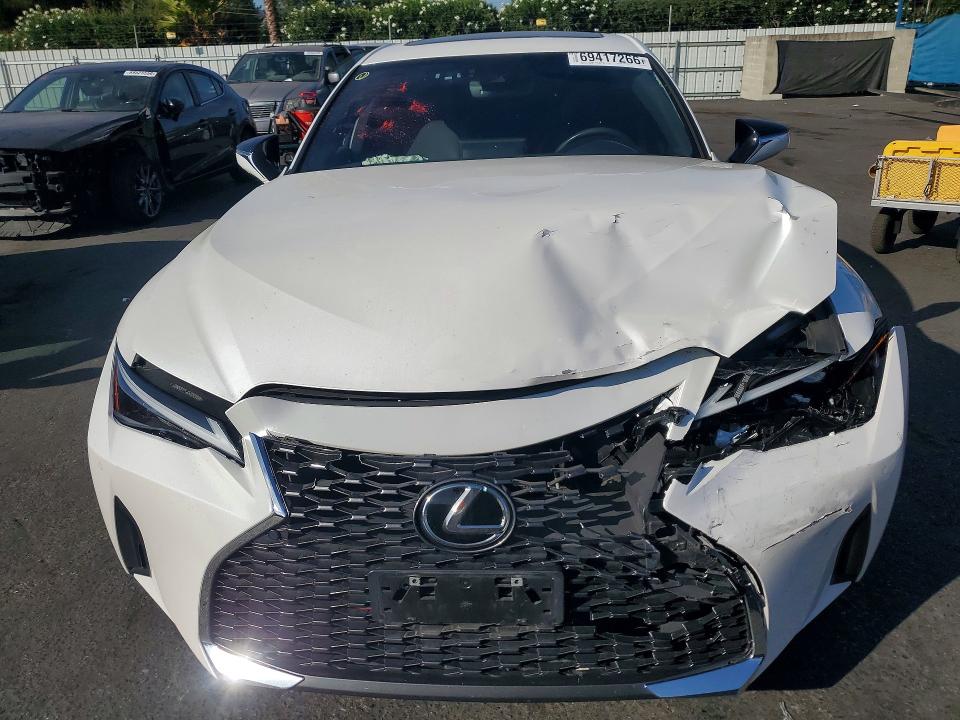 69417266 :رقم المزاد ، JTHD81F24R5052917 vin ، 2024 Lexus Is 300 مزاد بيع