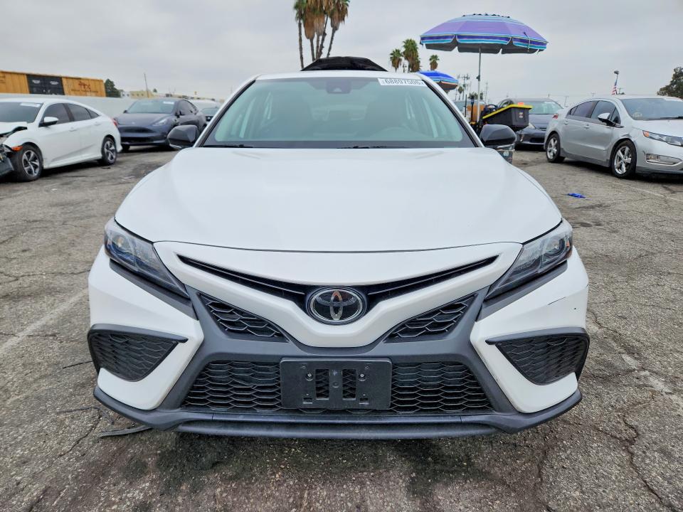 Продаж на аукціоні авто 2023 Toyota Camry, vin: 4T1G11BK1PU081587, номер лоту: 68897506