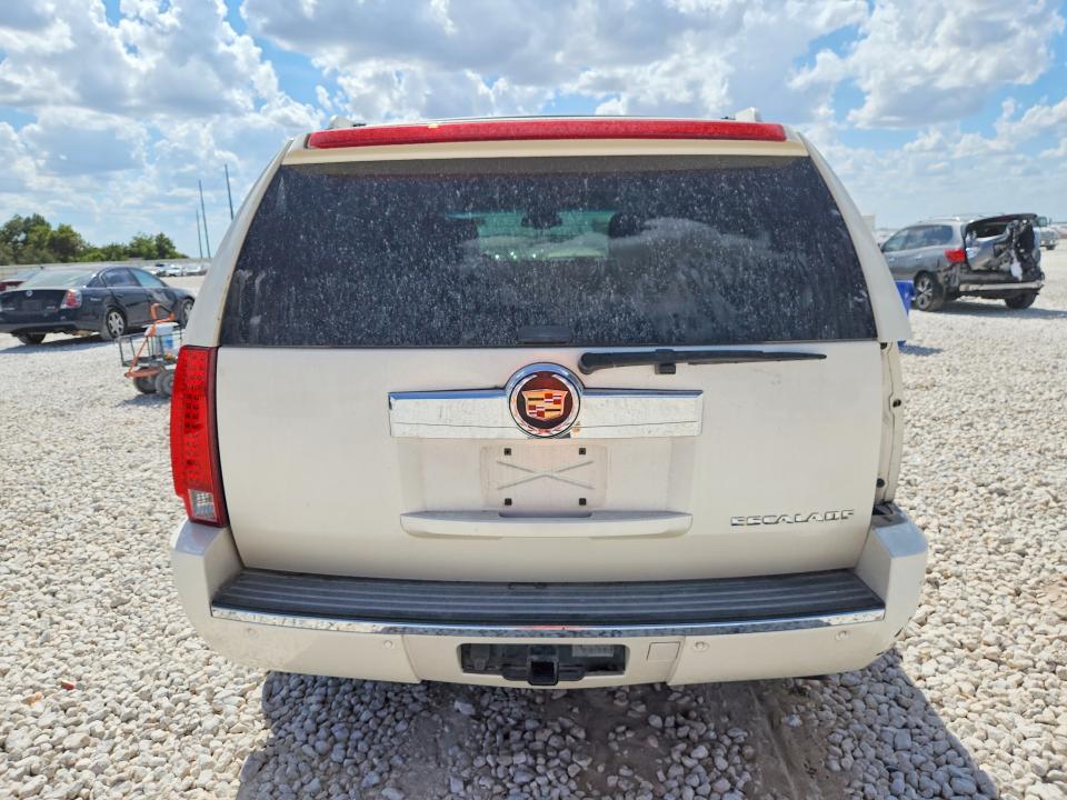 2008 Cadillac Escalade მანქანა იყიდება აუქციონზე, vin: 1GYEC638X8R236741, აუქციონის ნომერი: 67424856