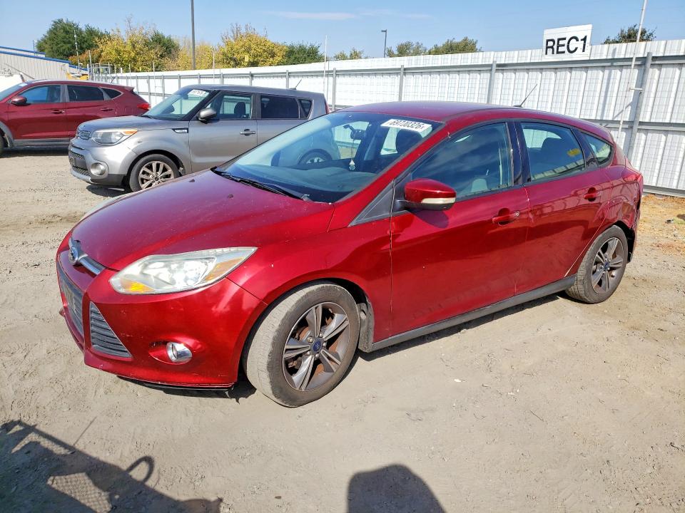 Auction sale of the 2014 Ford Focus, vin: 1FADP3K25EL271516, lot number: 69700326