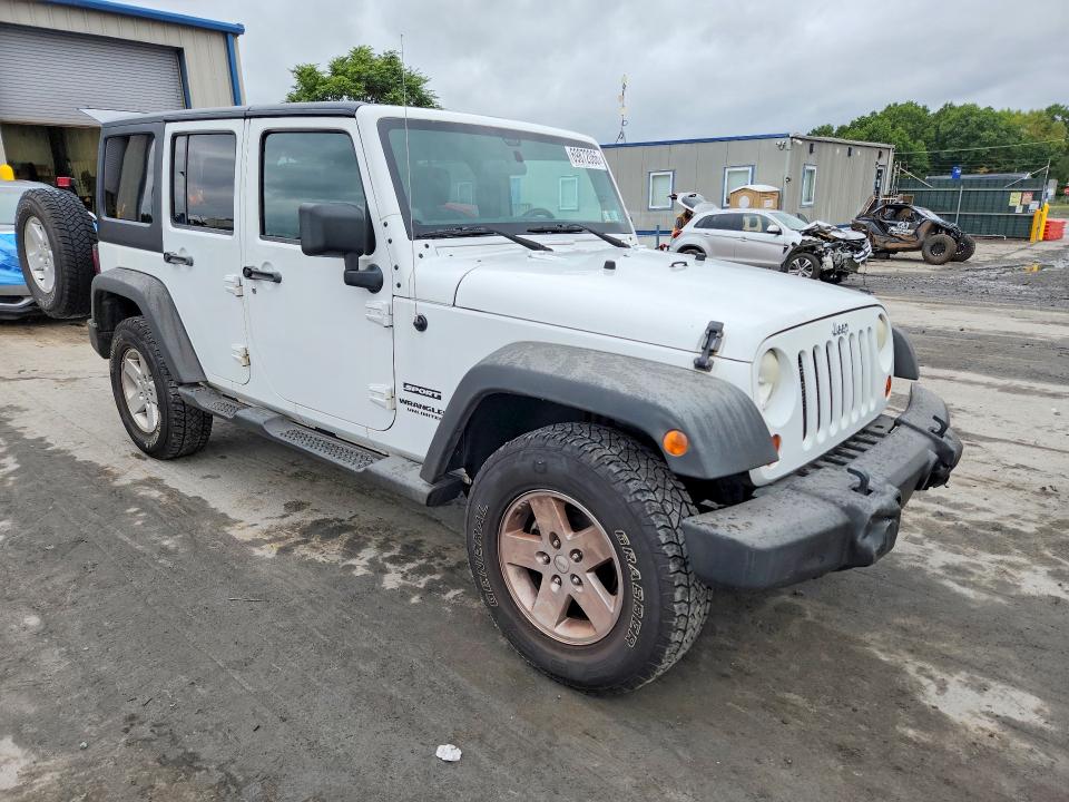 2012 Jeep Wrangler Unlimited მანქანა იყიდება აუქციონზე, vin: 1C4BJWDG4CL140913, აუქციონის ნომერი: 69872066