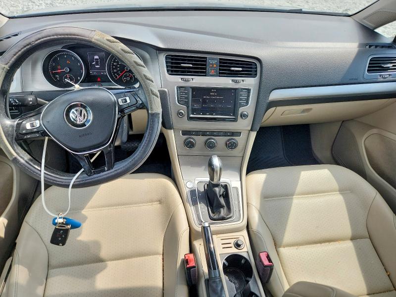 Продаж на аукціоні авто 2017 Volkswagen Golf, vin: 3VW217AU6HM007816, номер лоту: 69015706