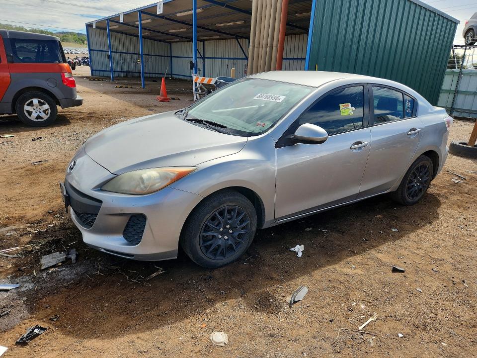 69768996 :رقم المزاد ، JM1BL1TF4D1737997 vin ، 2013 Mazda 3 مزاد بيع