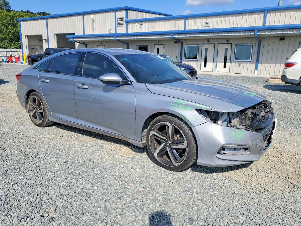 2018 Honda Accord მანქანა იყიდება აუქციონზე, vin: 1HGCV2E37JA047116, აუქციონის ნომერი: 68916076