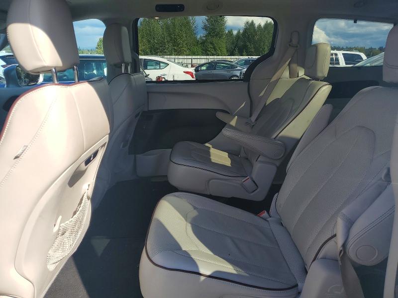 67654426 :رقم المزاد ، 2C4RC1GG1HR588788 vin ، 2017 Chrysler Pacifica مزاد بيع