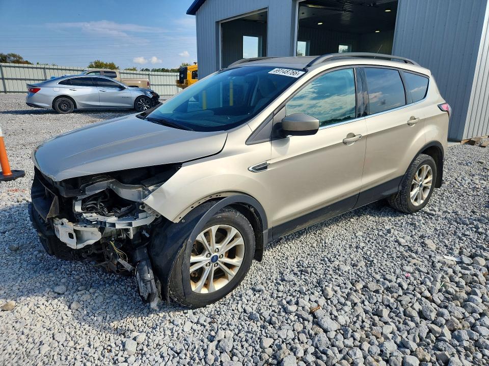 Продаж на аукціоні авто 2018 Ford Escape, vin: 1FMCU9GD3JUB07077, номер лоту: 69148766
