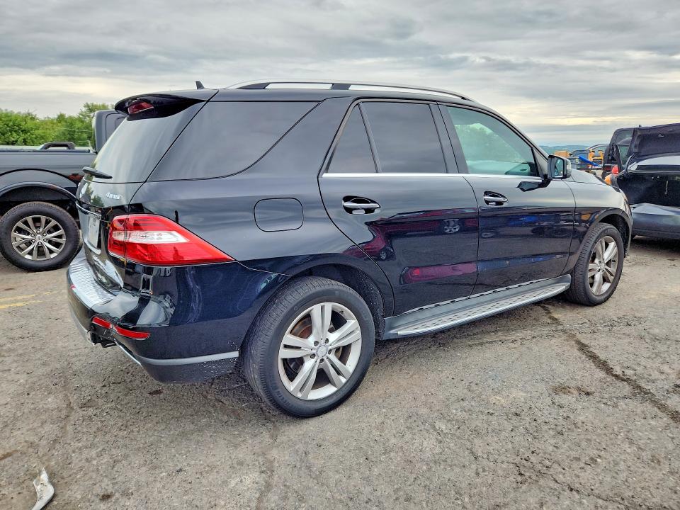 2014 Mercedes-benz Ml მანქანა იყიდება აუქციონზე, vin: 4JGDA5HB4EA413232, აუქციონის ნომერი: 69964906