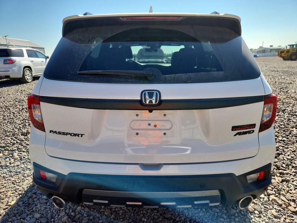 67672236 :رقم المزاد ، 5FNYF8H68PB018380 vin ، 2023 Honda Passport مزاد بيع