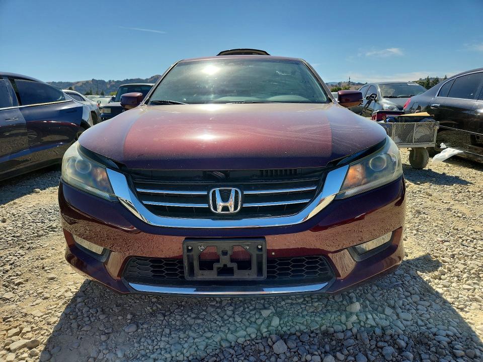 2015 Honda Accord მანქანა იყიდება აუქციონზე, vin: 1HGCR2F87FA054413, აუქციონის ნომერი: 68657086