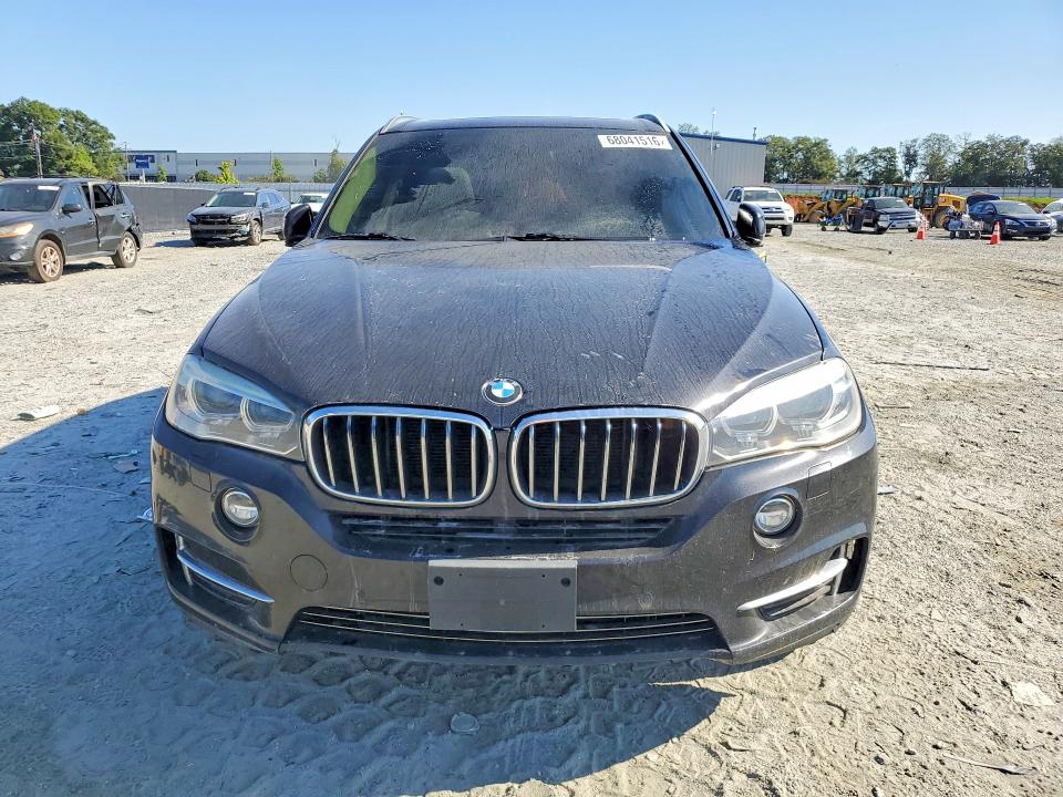 68041516 :رقم المزاد ، 5UXKR0C56F0P02983 vin ، 2015 Bmw X5 مزاد بيع
