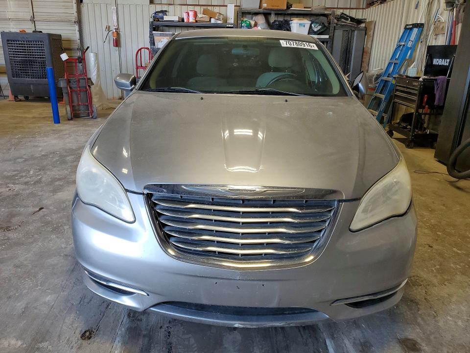 Aukcja sprzedaży 2013 Chrysler 200, vin: 1C3CCBAB9DN642200, numer aukcji: 70780916