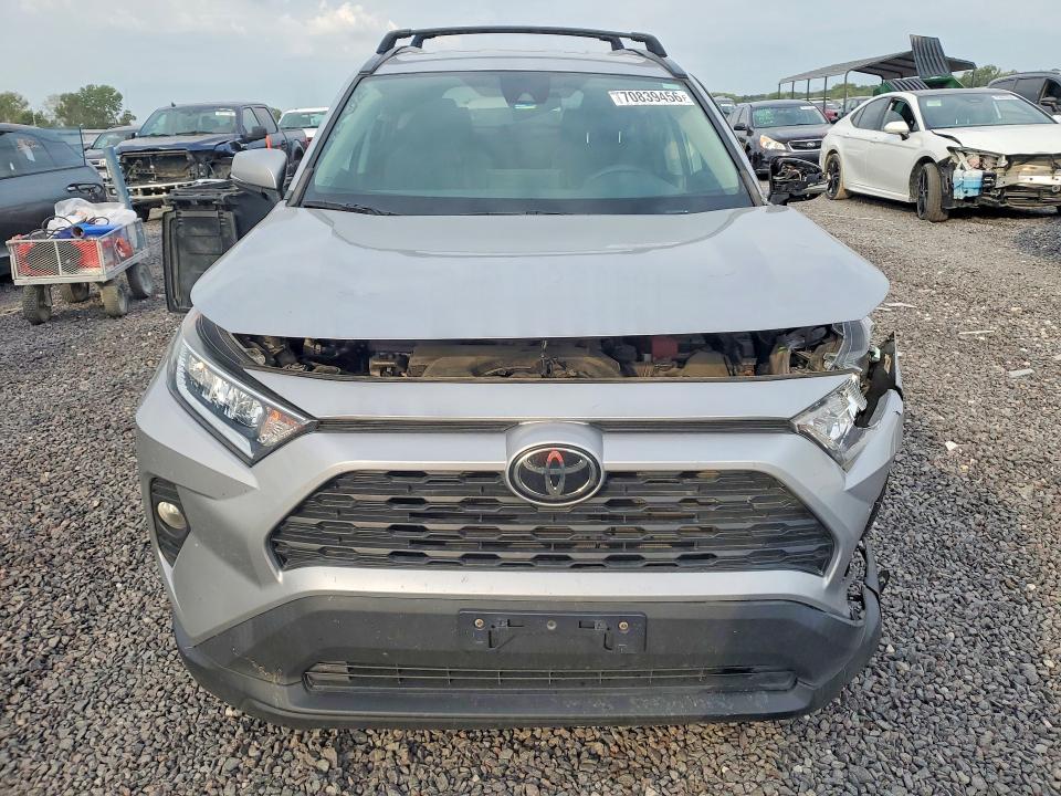 2021 Toyota Rav4 მანქანა იყიდება აუქციონზე, vin: 2T3W1RFV5MW106511, აუქციონის ნომერი: 70839456