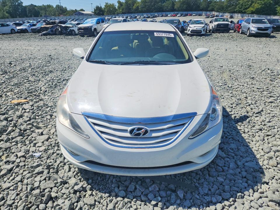 69377846 :رقم المزاد ، 5NPEB4AC9DH801129 vin ، 2013 Hyundai Sonata مزاد بيع