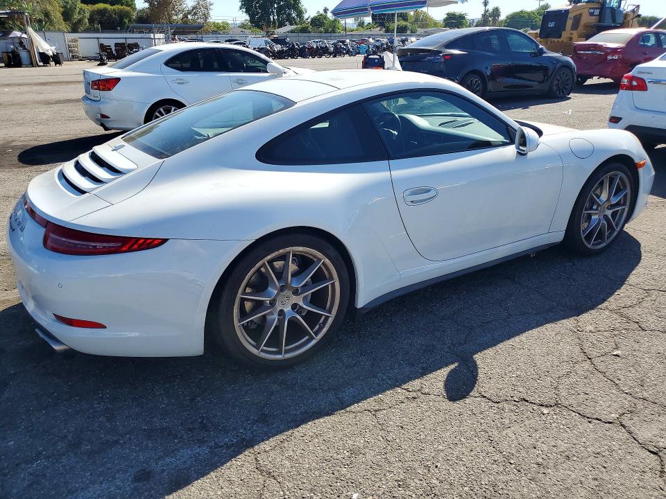 70147476 :رقم المزاد ، WP0AA2A93FS106479 vin ، 2015 Porsche 911 مزاد بيع