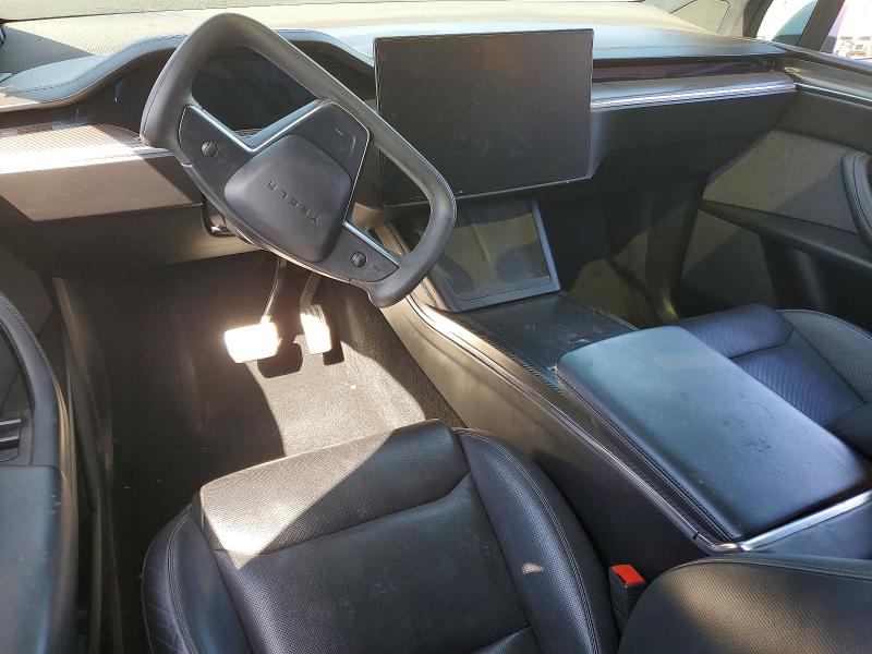 70335936 :رقم المزاد ، 7SAXCBE6XNF332327 vin ، 2022 Tesla Model X مزاد بيع