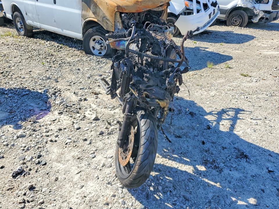 Продажа на аукционе авто 2003 Yamaha Yzf600, vin: JYA5AHE093A035303, номер лота: 67912876