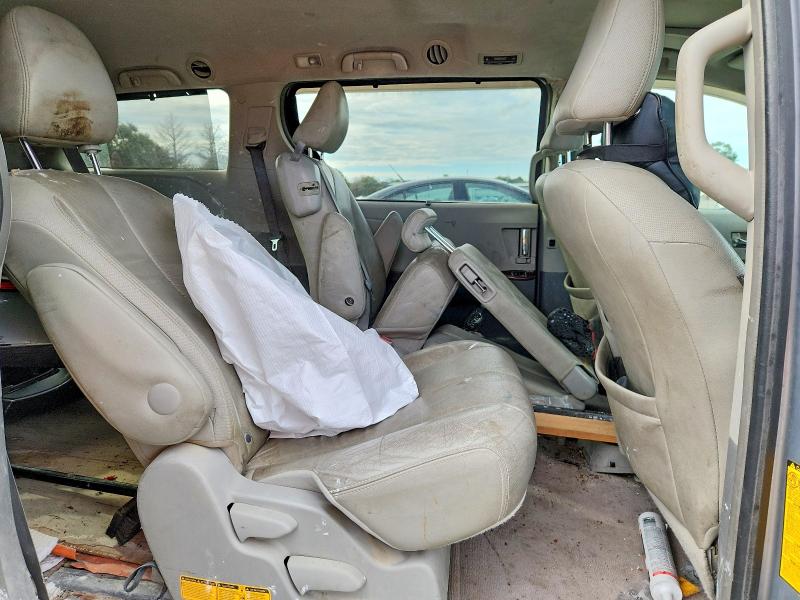 Продажа на аукционе авто 2014 Toyota Sienna, vin: 5TDYK3DC0ES440260, номер лота: 67732956