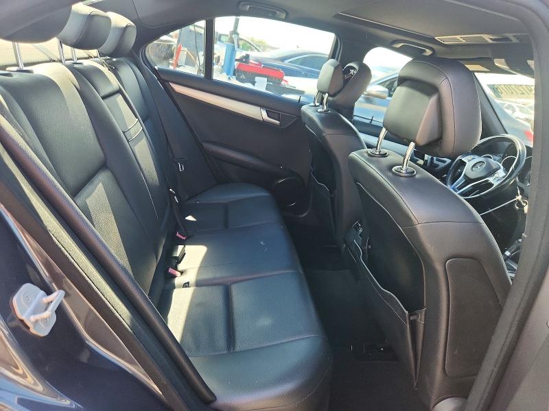 Продаж на аукціоні авто 2013 Mercedes-benz C, vin: WDDGF4HB2DR265973, номер лоту: 69727076