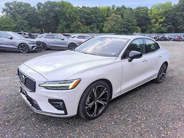 67938996 :رقم المزاد ، 7JRL12TL4RG282645 vin ، 2024 Volvo S60 مزاد بيع