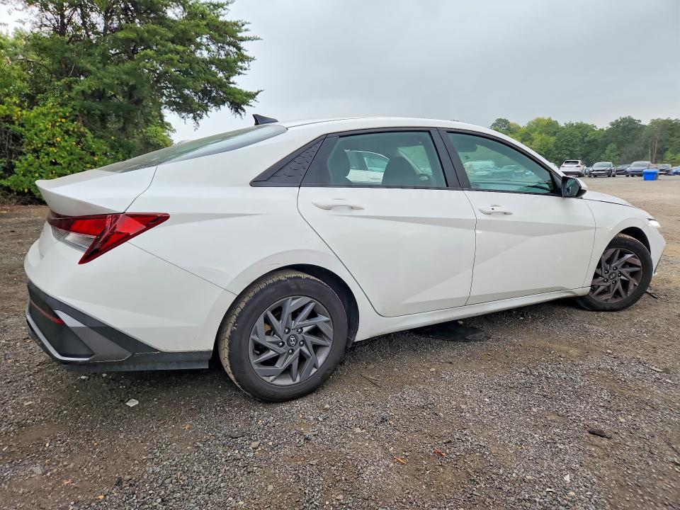 67696796 :رقم المزاد ، KMHLM4DG8RU656609 vin ، 2024 Hyundai Elantra مزاد بيع