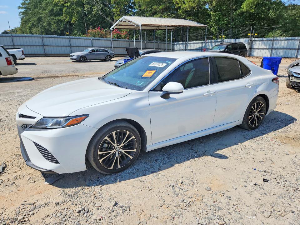Продажа на аукционе авто 2018 Toyota Camry, vin: 4T1B11HK1JU639513, номер лота: 68928876