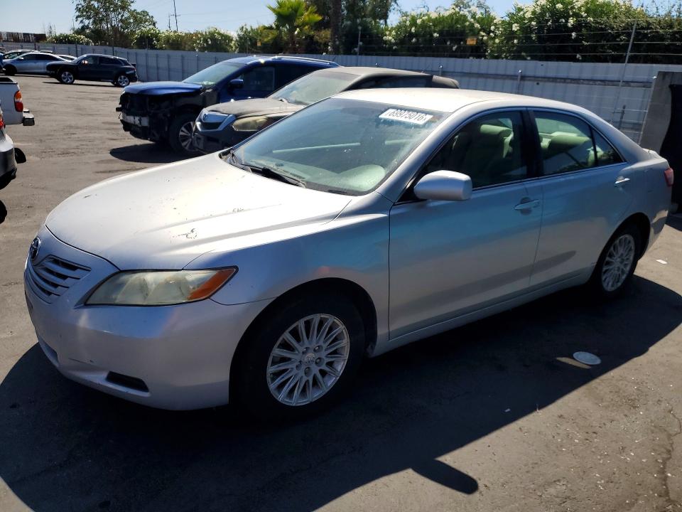 69975016 :رقم المزاد ، 4T1BK46K47U017871 vin ، 2007 Toyota Camry مزاد بيع
