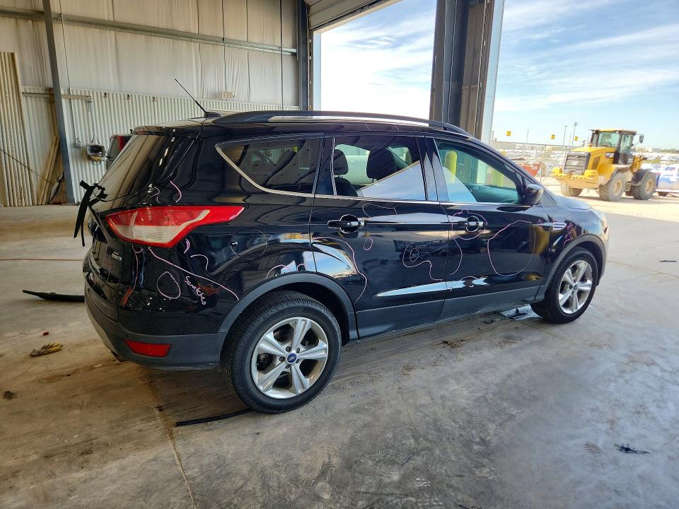 Продажа на аукционе авто 2016 Ford Escape, vin: 1FMCU9GX3GUC13838, номер лота: 68091366