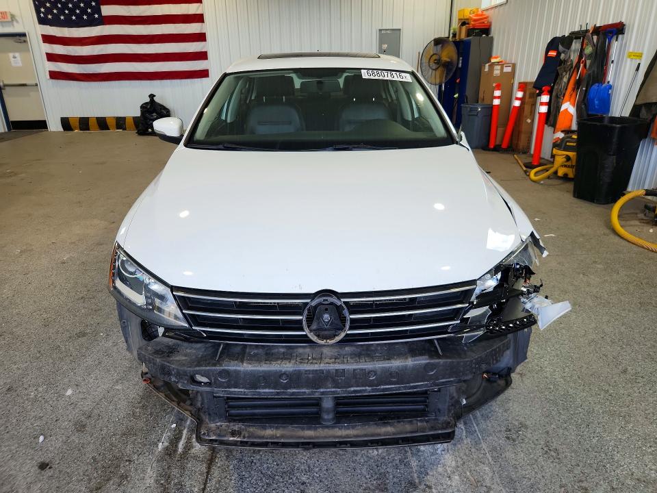 2015 Volkswagen Jetta მანქანა იყიდება აუქციონზე, vin: 3VWD07AJ5FM231934, აუქციონის ნომერი: 68807816