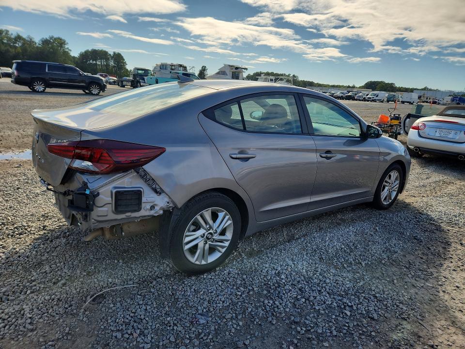 2020 Hyundai Elantra მანქანა იყიდება აუქციონზე, vin: KMHD84LF3LU028949, აუქციონის ნომერი: 69779566