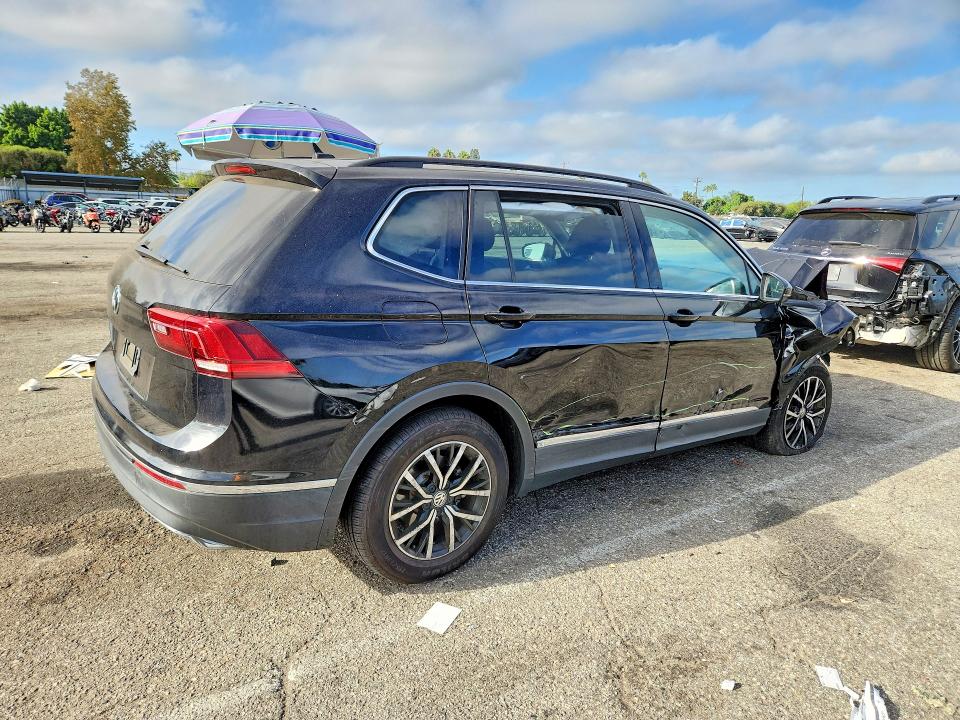 Продажа на аукционе авто 2021 Volkswagen Tiguan, vin: 3VV3B7AX9MM013622, номер лота: 67196996