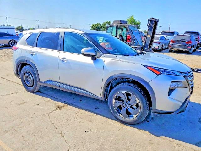 Продажа на аукционе авто 2025 Nissan Rogue, vin: JN8BT3BB1SW155807, номер лота: 69069726