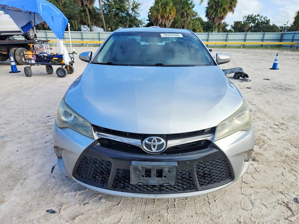 2016 Toyota Camry მანქანა იყიდება აუქციონზე, vin: 4T1BF1FK8GU250462, აუქციონის ნომერი: 70354446