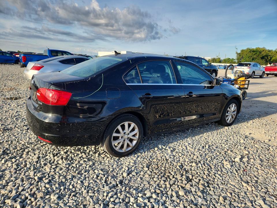 Продажа на аукционе авто 2013 Volkswagen Jetta, vin: 3VWDX7AJ0DM256054, номер лота: 70428656