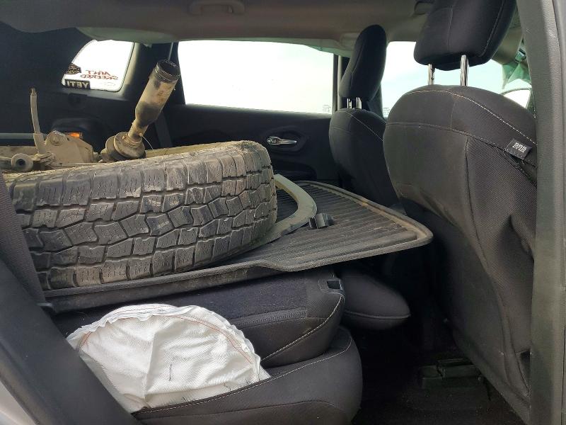 67410086 :رقم المزاد ، 1C4PJMCS7GW228813 vin ، 2016 Jeep Cherokee مزاد بيع