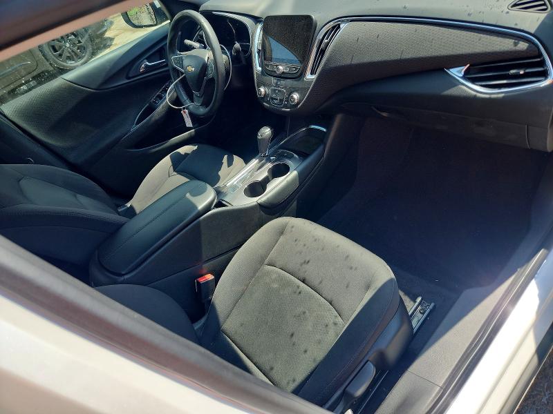 68255006 :رقم المزاد ، 1G1ZE5ST8HF198504 vin ، 2017 Chevrolet Malibu مزاد بيع