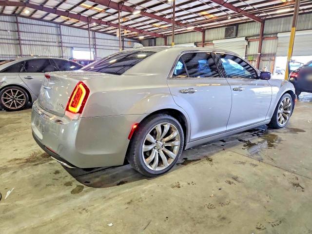 69092116 :رقم المزاد ، 2C3CCAEG0HH586680 vin ، 2017 Chrysler 300c مزاد بيع