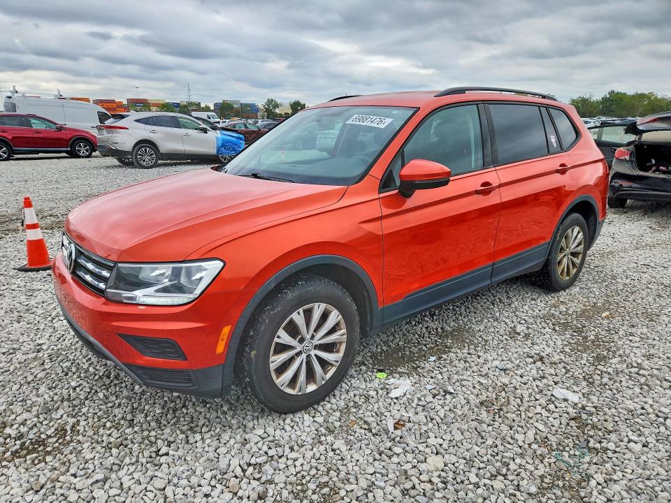 Продаж на аукціоні авто 2018 Volkswagen Tiguan, vin: 3VV0B7AX5JM132122, номер лоту: 69881476
